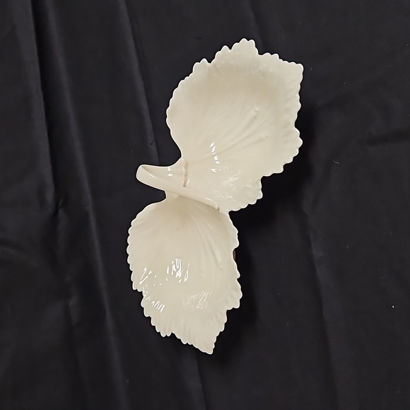 Lennox Double Leaf Candy Dish - Picture 1 of 5